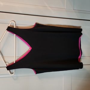 Florin Reversible Top - onyx/pink NWOT